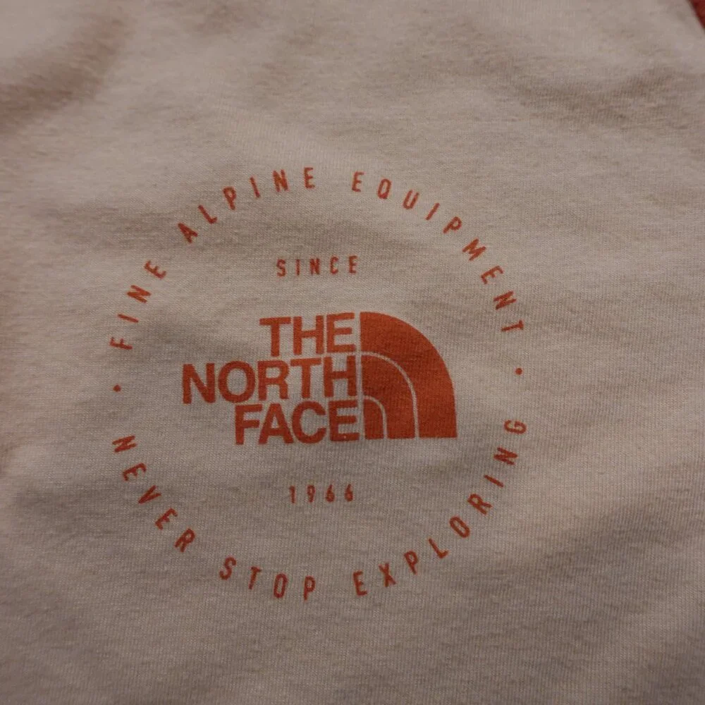 The North Face Raglan 3/4 Sleeve Logo Tee Women’s XL Cream Coral Outdoor Casual - Picture 2 of 10